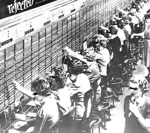 Portada de Suicide Hotline de Rejected