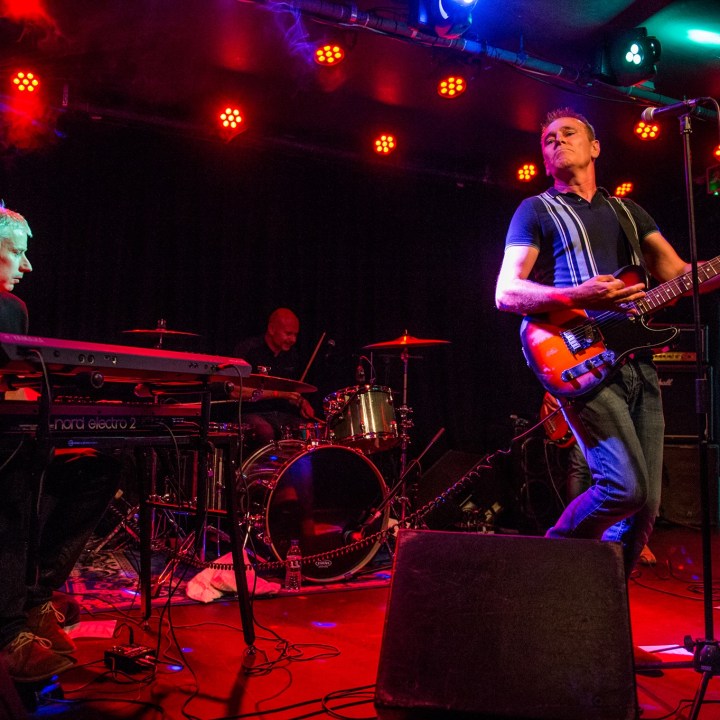 The Sha La La's: (Gotta Find) A Better Way