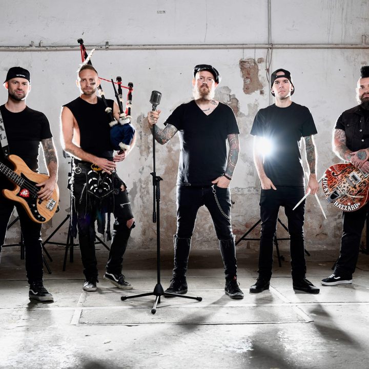 Pipes and Pints - Raise our Flag