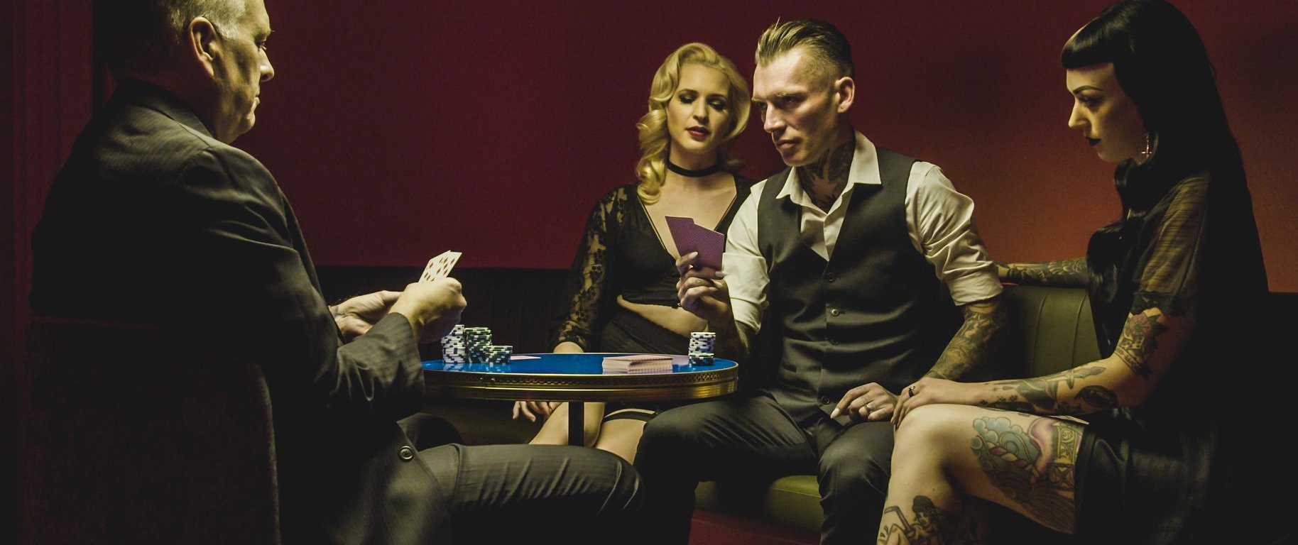 Gutter Demons: "Cold Call", videoclip taken from their new album 'No God, No Ghost, No Saints' (Stomp Records, 2018)