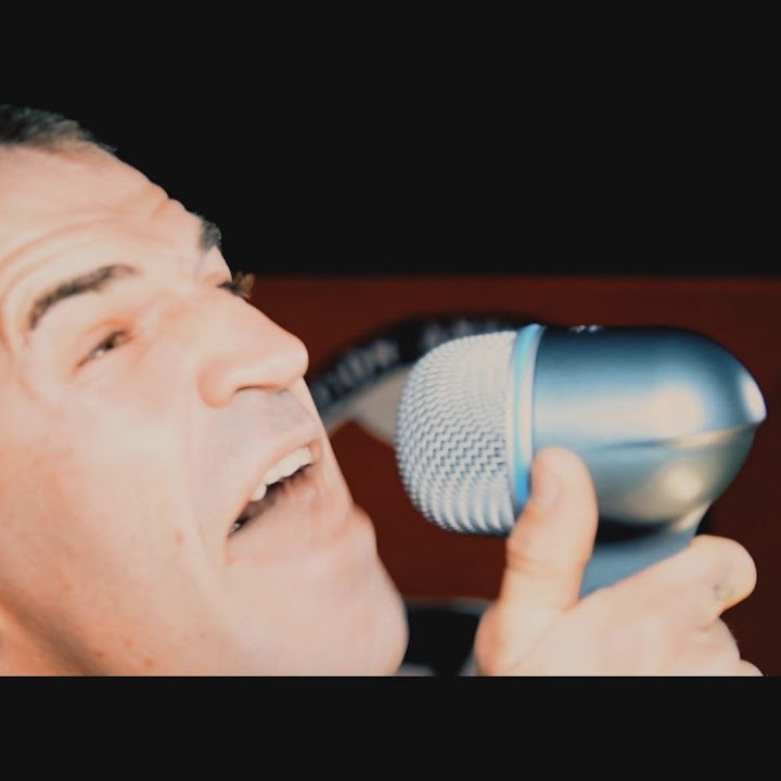 Vídeo musical de "Narcótica" de Guerrilla Urbana, de su disco 'Apátridas' (2018)