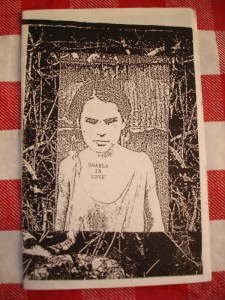 Snarla fue un fanzine literaria y artística iniciada por Miranda July y Johanna Fateman.
