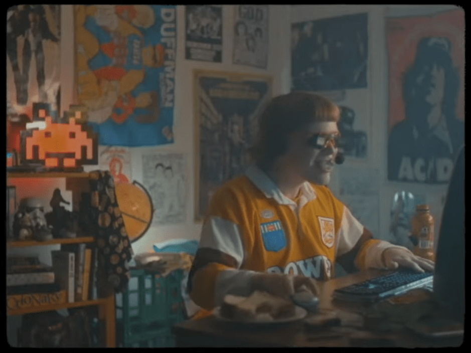 The Chats: "Identity Theft"