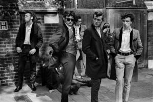 Grupo de Teds en 1977 en Londres