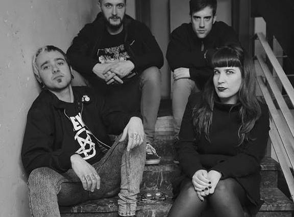 "When the Poetry Lays" canción de anticipo del disco de Barrenfields, que se titula 'Palmistry'