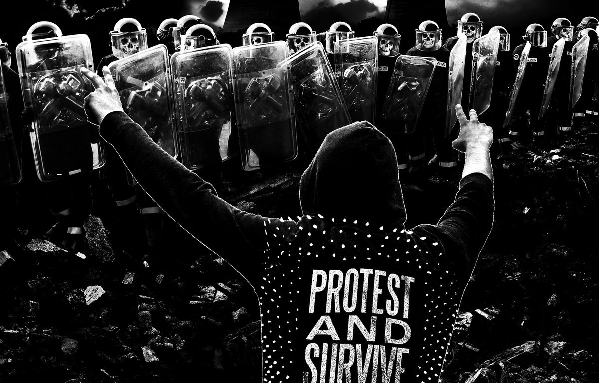 Discharge: "Descending Into Madness" canción inédita que se incluye en su compilación 'Protest And Survive: The Anthology'