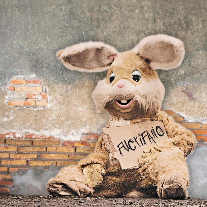 Portada de 'Fuctifano' (Arsing Empire, 2020) de Peter and The Test Tube Babies