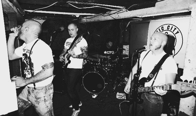 Off The Clock: Oi! band from Victoria, Bristish Columbia, Canadá