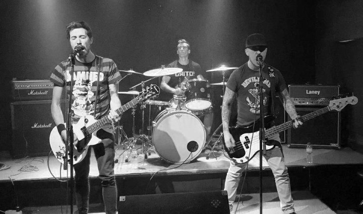 Grito: Vídeo de la canción "Maldição"