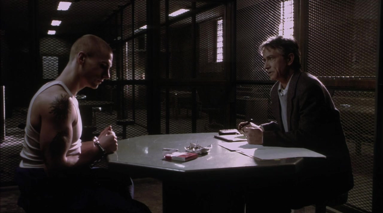 Escena de la película 'Steel Toes' o 'Pies de acero' de David Gow (2007) doblada al castellano