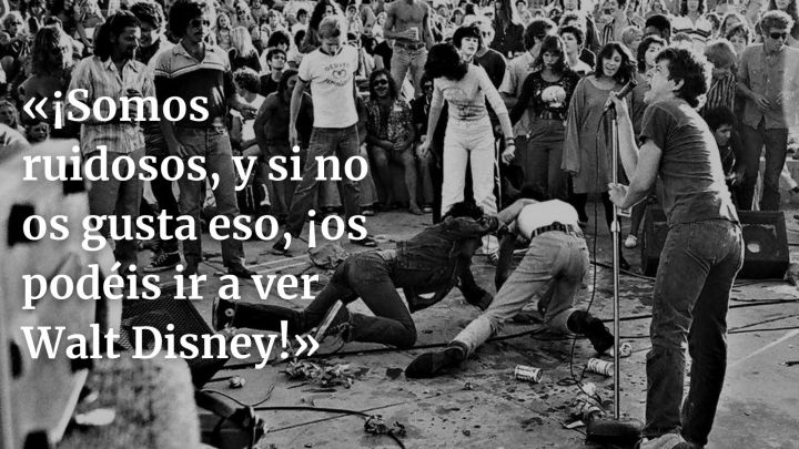 Keith Morris, en el concierto de Black Flag @ Polliwog Park, Manhattan Beach, California, el 22 de julio de 1979