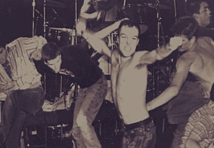 Artículo sobre el disco Fresh Fruit For Rotting Vegetables de Dead Kennedys