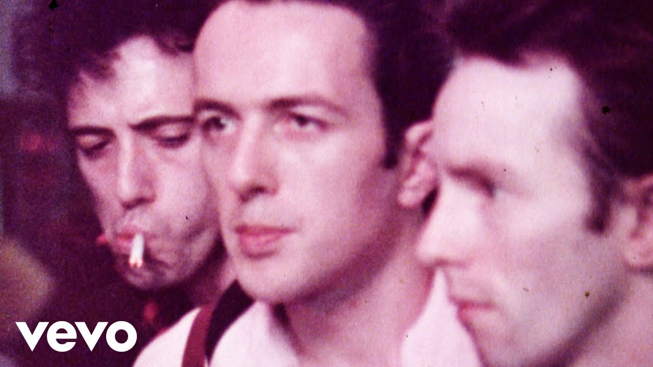 The Clash: Vídeo de "The Magnificent Seven" por Don Letts