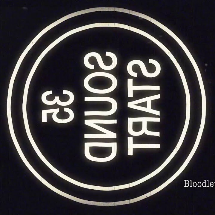 Vídeo de la canción "Little Mouse" de ESSES, que está incluida en su disco 'Bloodletting for the Lonely' (2021)