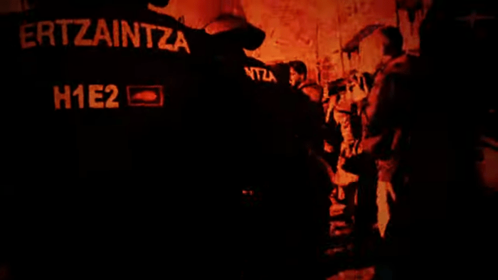 Kaleko Urdangak: videoclip de "Zipaio" es una canción del EP "Kaleak Sutan" (publicado el 1 de junio del 2020). Grabado en el estudio Sound of Sirens (Pamplona, Euskal Herria) y distribuido por Tough Ain`t Enough Records. Tambien disponible en la recopilación “A Volta Ao Mundo em Oi!tenta Minutos - Volume 2”, distribuido por Rotten Records, The Firm Records, ZeroWork Records and Comandante Records.