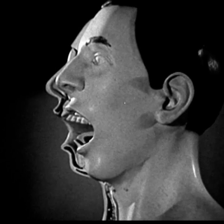 Sindicato Vertical: Vídeo de "Cloned Games"