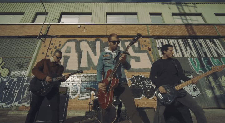 THE LIO - Eta Ni Kalean (Bideoklip ofiziala)