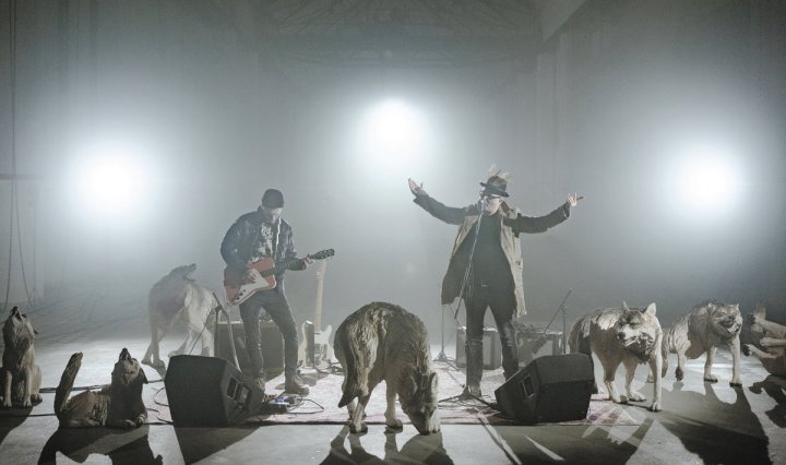 WolfWolf: Portada del Ep 'She's a Threat' (2021)