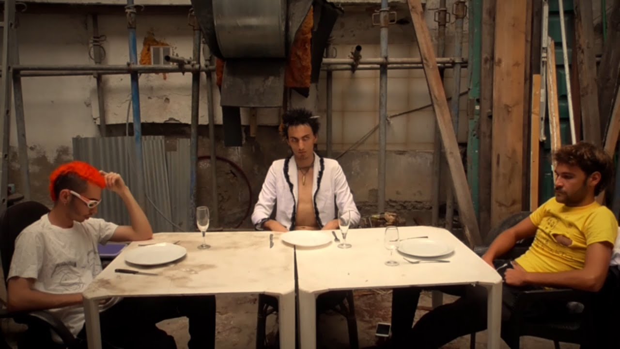 Videoclip de la canción "Comemierda" de Tensö