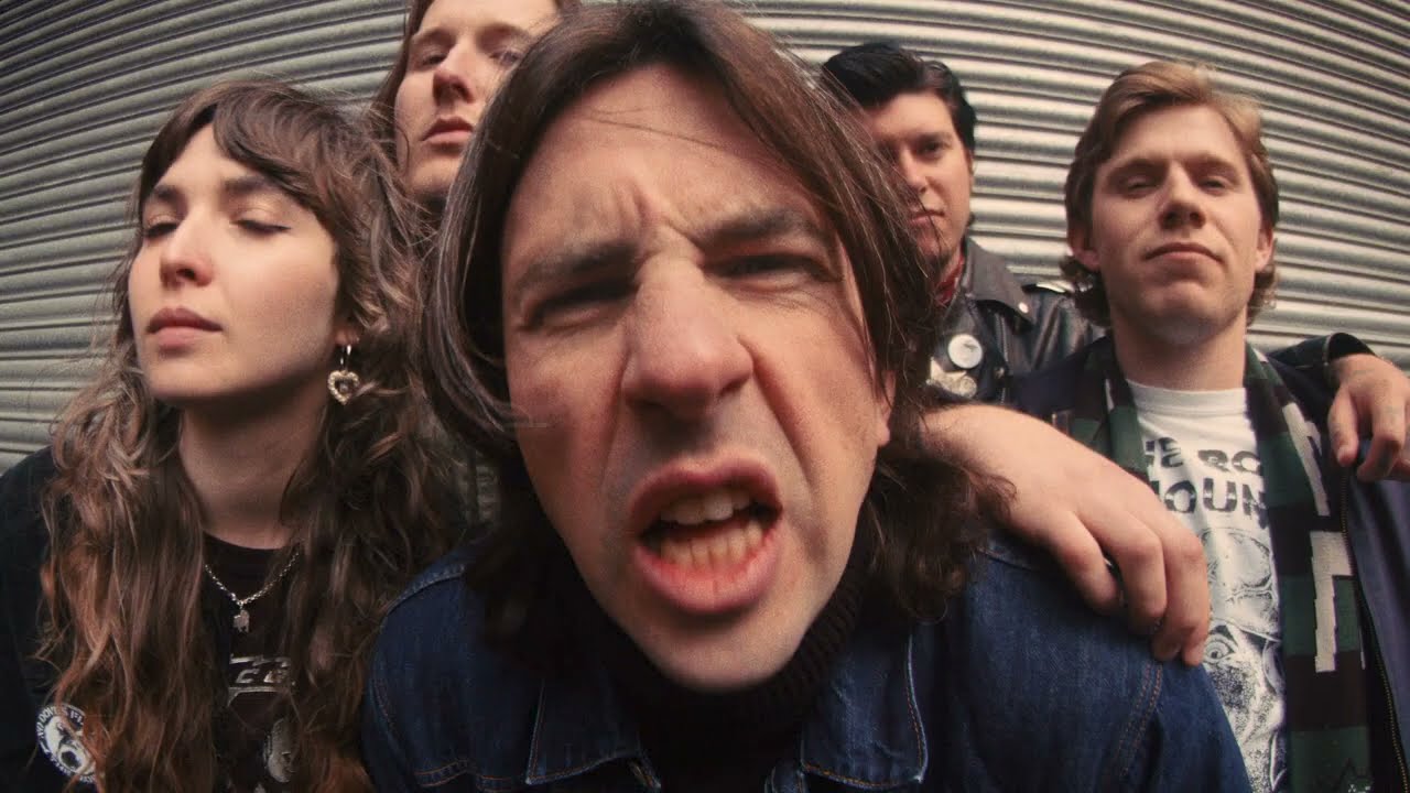 Chubby & The Gang estrenan vídeo de "Coming Up Tough", canción incluida en el disco 'The Mutt’s Nuts' (Agosto, 2021)