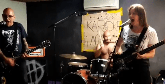 Vídeo de la canción "Agitadoras" de Rotura