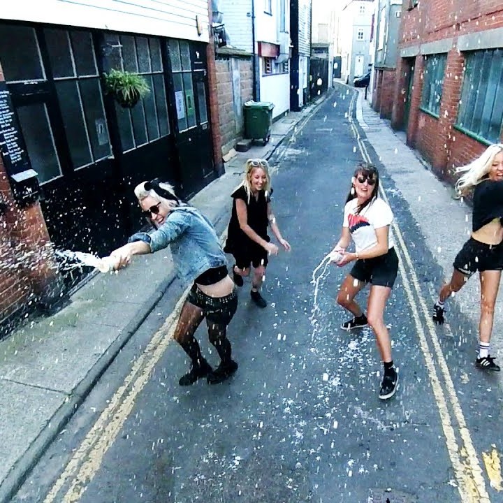 Vídeo de "Nostalgia" de Maid of Ace, canción que está incluida en su disco 'Live Fast or Die' (2020)