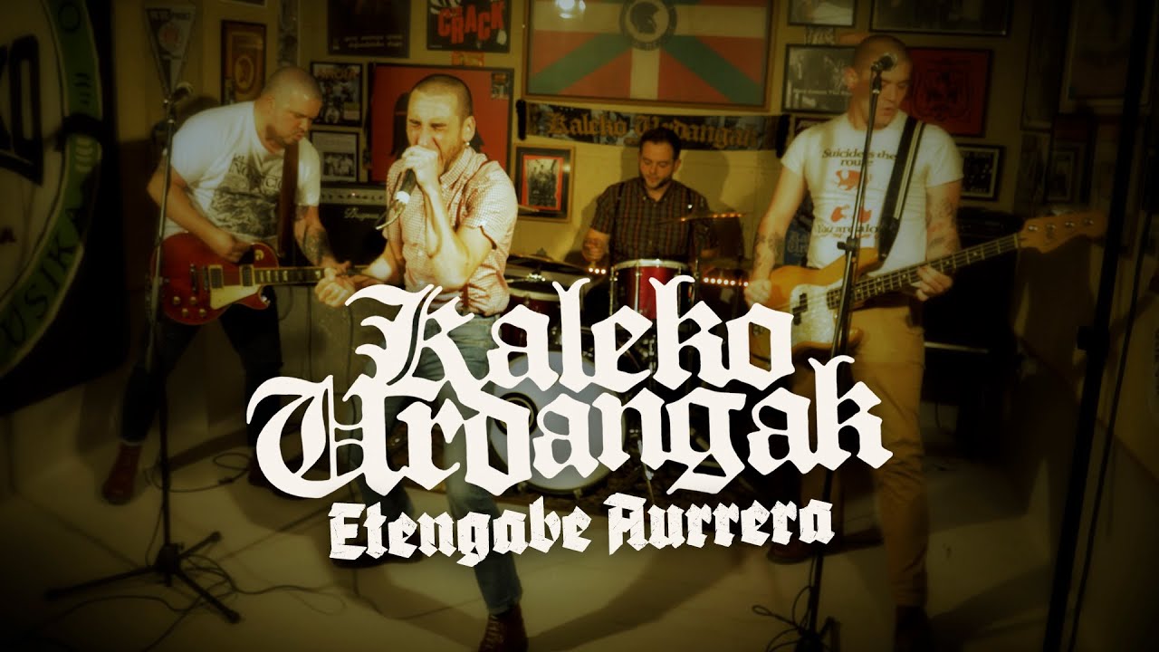 Videoclip de la canción "Etengabe Aurrera" que está incluida en el disco 'Bizirik' de Kaleko Urdangak
