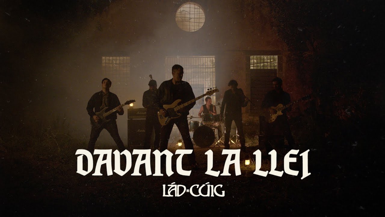 Videoclip de la canción 'Davant la Llei' que estará incluida en el disco 'Des de Dins' de Lád Cúig (2021)