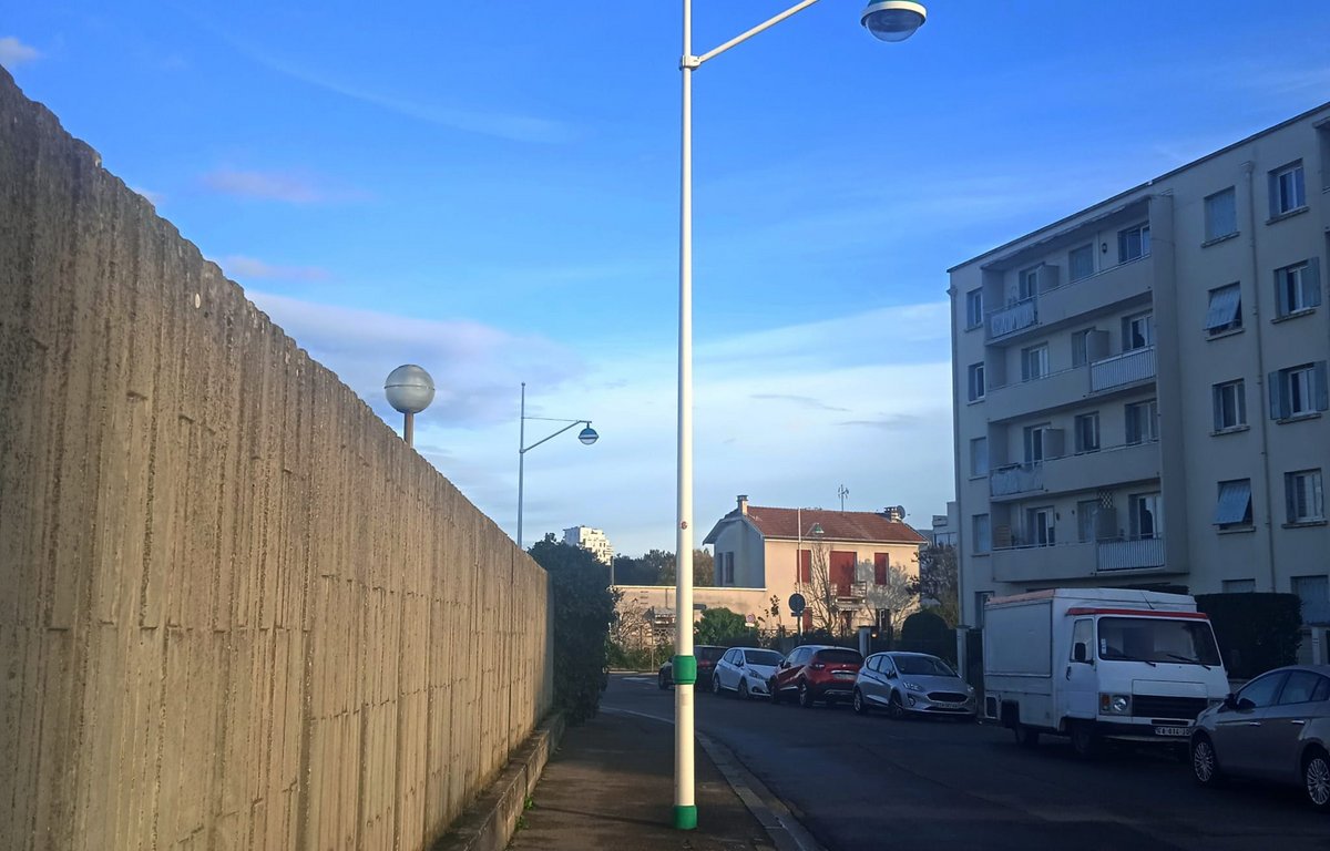 Portada del disco 'Atomisés' de Zone Infinie (2021)