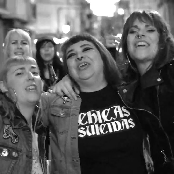 VIdeoclip de la versión de "Suicide Girls" de Cock Sparrer por Vandida (2022)