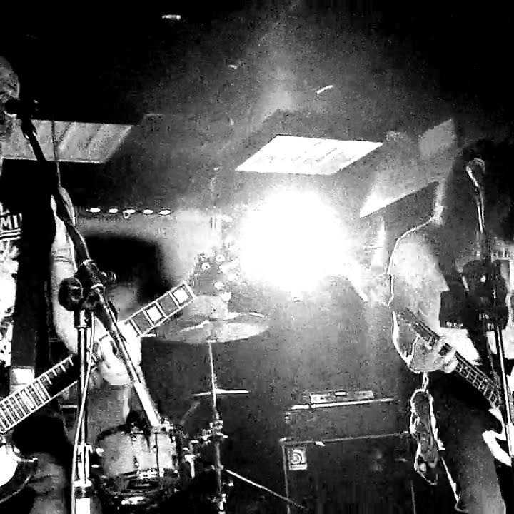 Vídeo de la canción "Hold On", que estará incluida en el disco 'Life At A Standstill' (2022) de Bleakness