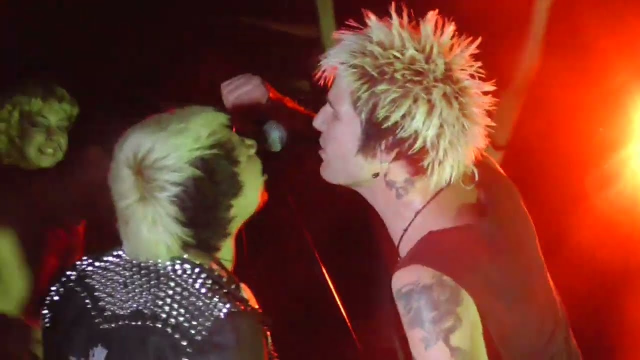 Irreal: banda hardcore punk de BarcelonaIrreal: banda hardcore punk de Barcelona