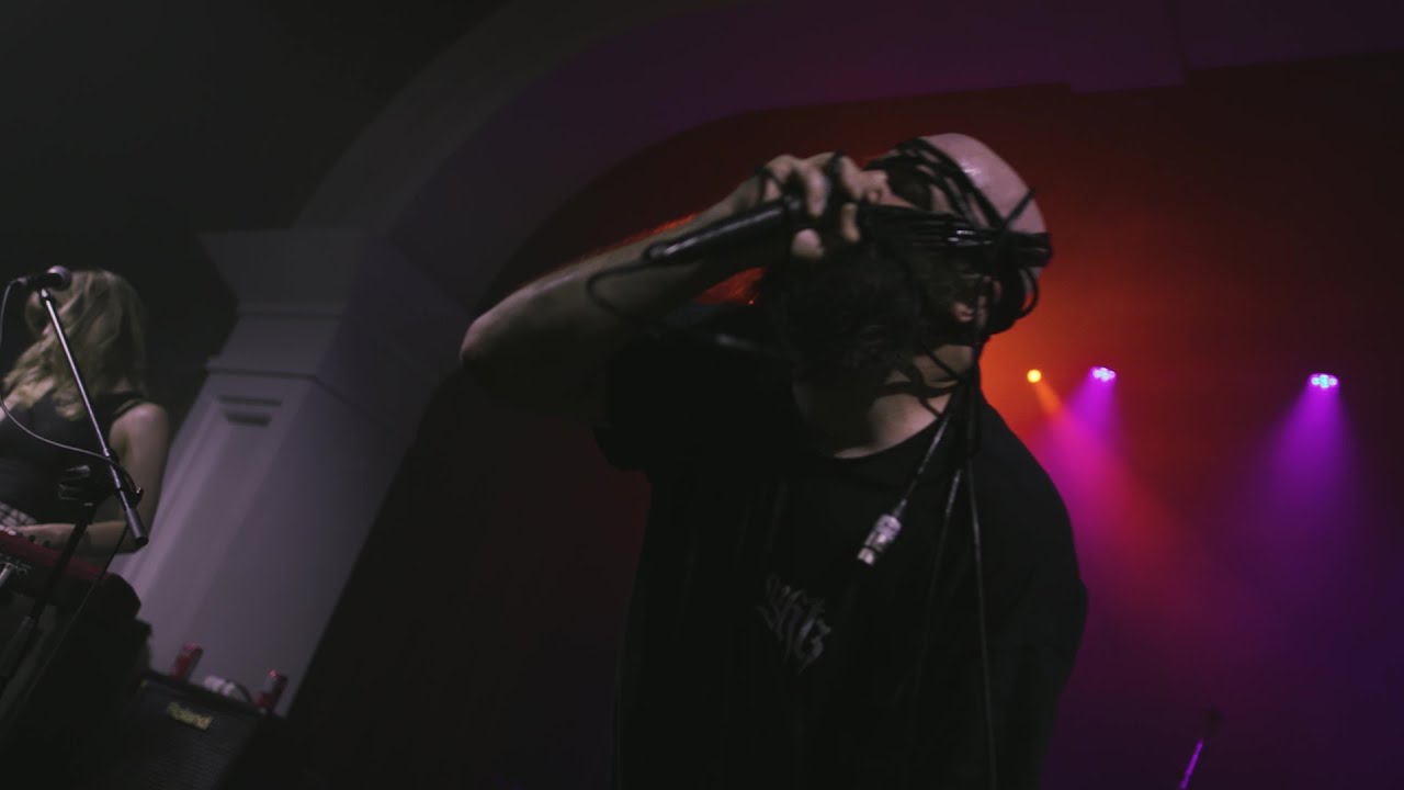 Videoclip de la canción "One Day" de Fucked Up (2022)