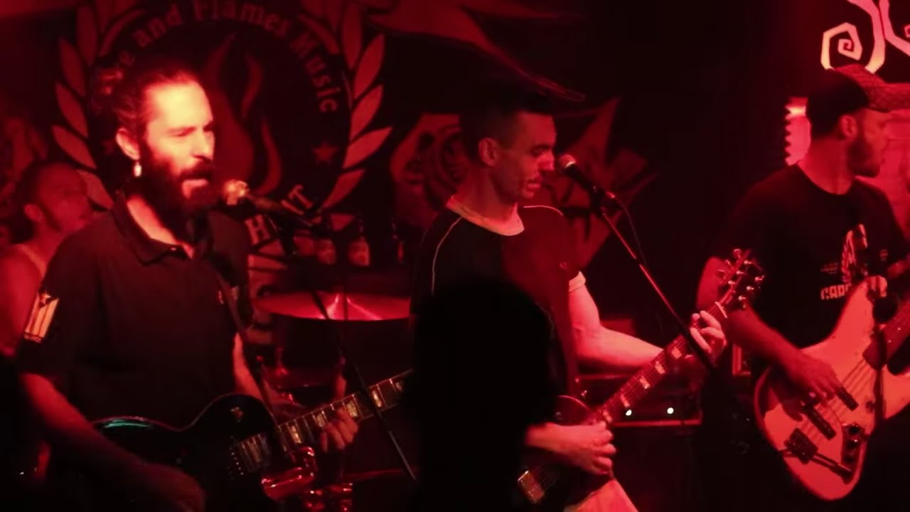 Vídeo de la canción "Foc" de Revenja, incluida en su disco 'Cançons de guerra' (2022)