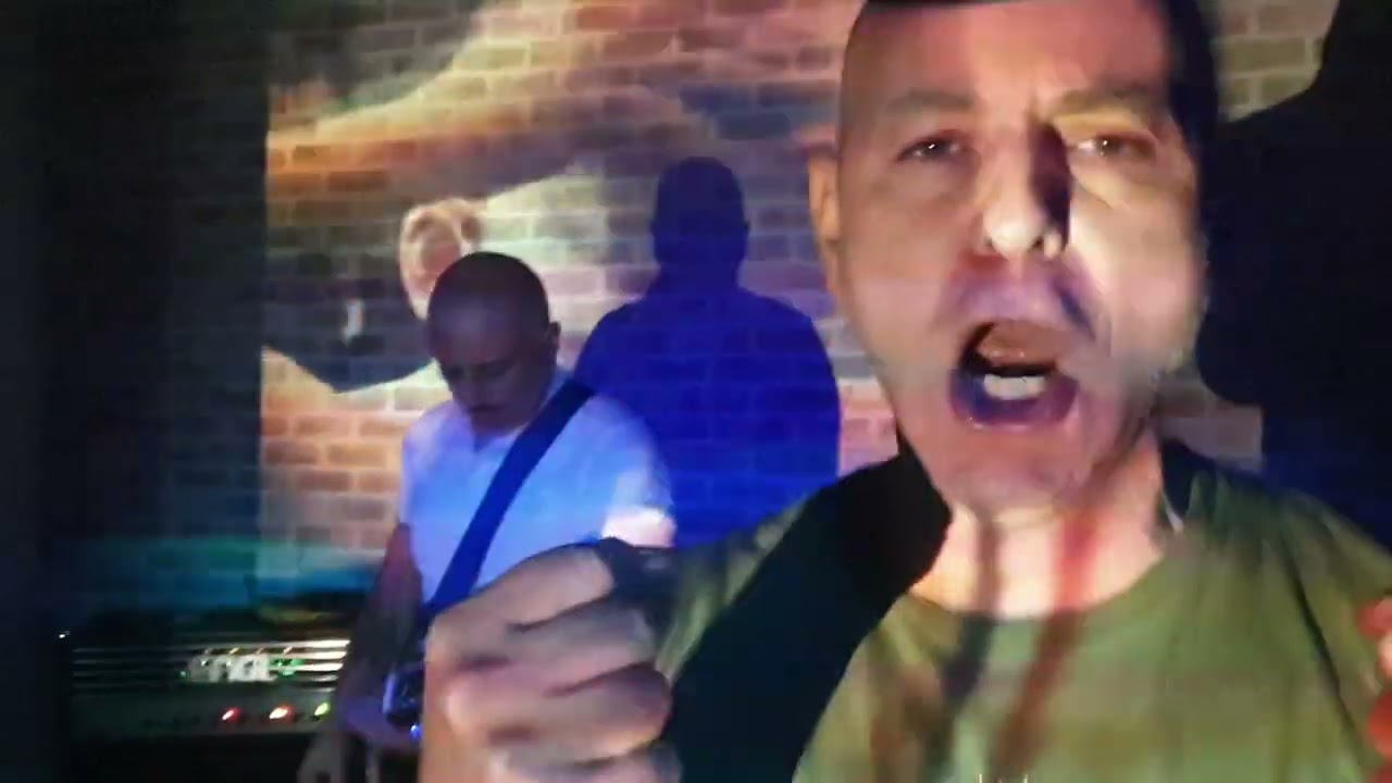 Video de la canción "Réunification" de Enclume, que está incluida en su disco 'Battre le fer' (2022)