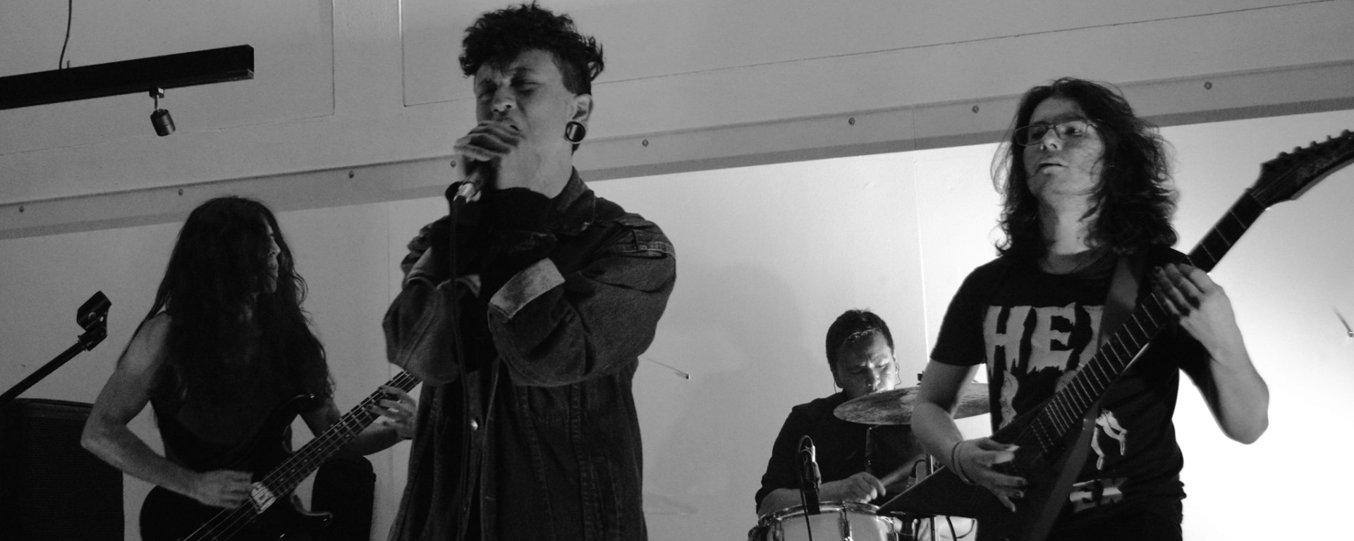 Sombras: Post-punk and deathrock band from Bogotá, Colombia