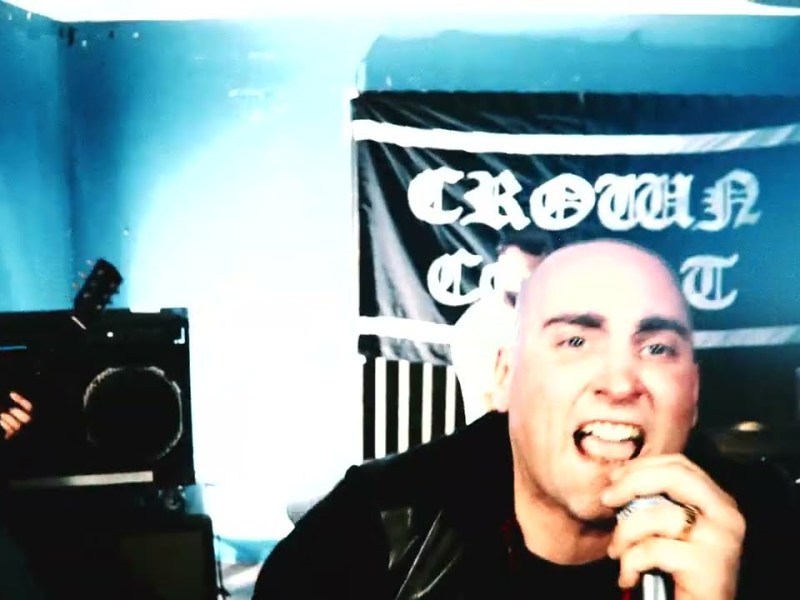 Crown Court estrenan vídeo de «Striped Up, Sent Down» 