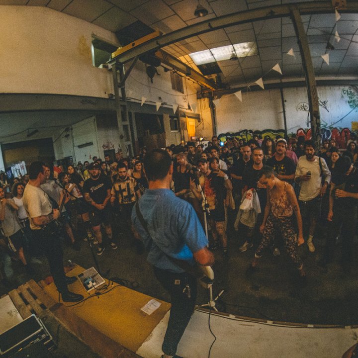 Enemic Interior: punk band from Barcelona