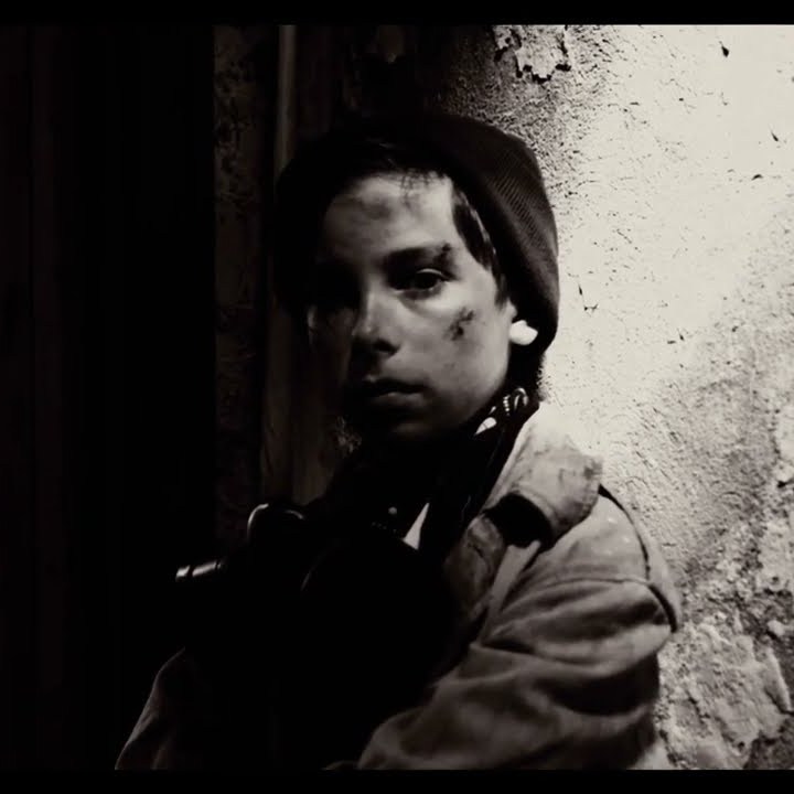 Vídeo de la canción "Ton sang sur le trottoir" de Hors Controle, que está incluida en su disco 'En marge' (2023)